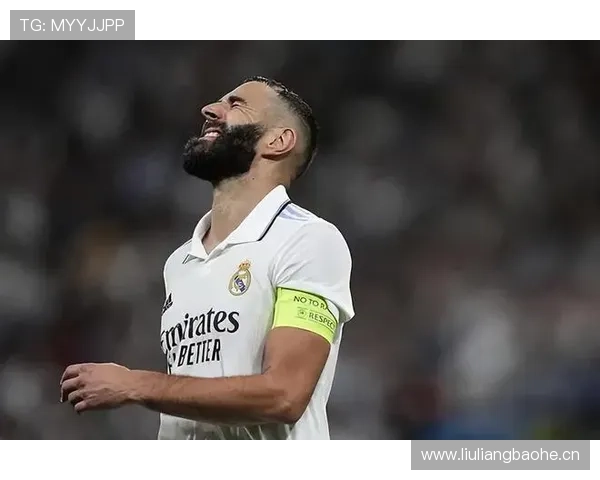 罗德里戈边锋与伪九号角色适配性及战术价值分析