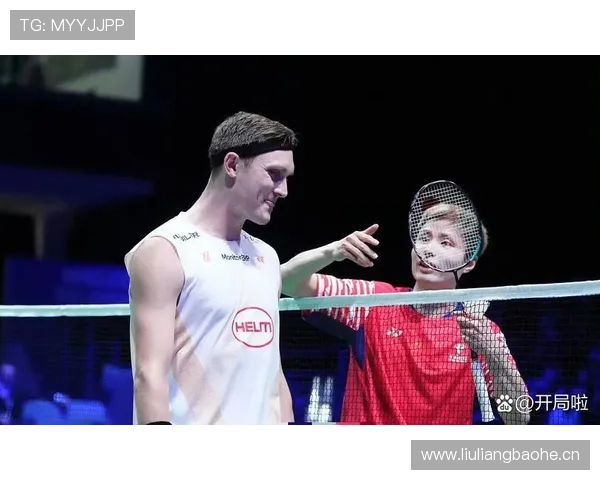 安赛龙每天吃牛排配蛋白粉，自律到连周末都像在拍健身广告